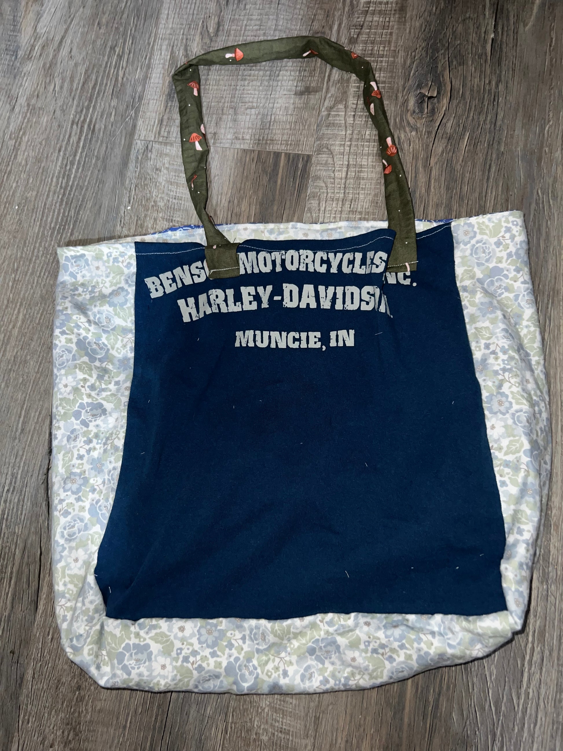 Harley Davidson Muncie  tote bag