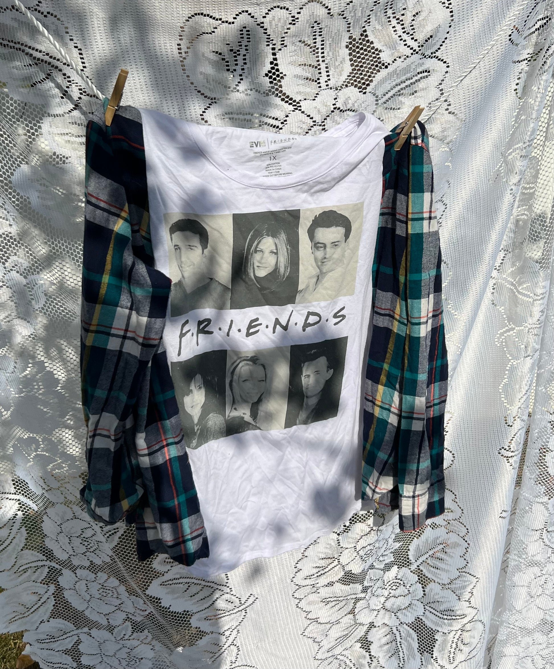 L/xl friends   flannel