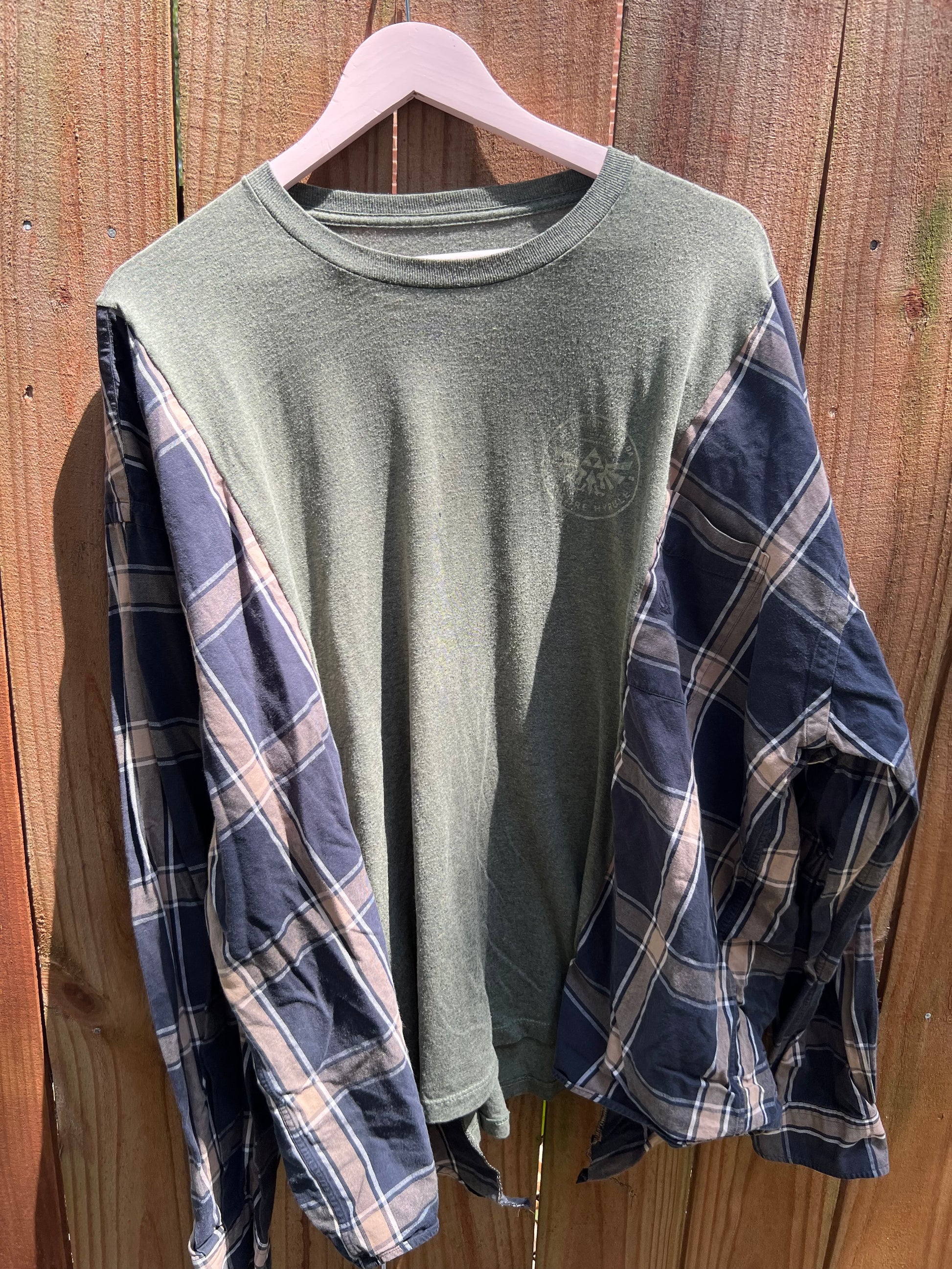 2x/3x Zelda  upcycle flannel
