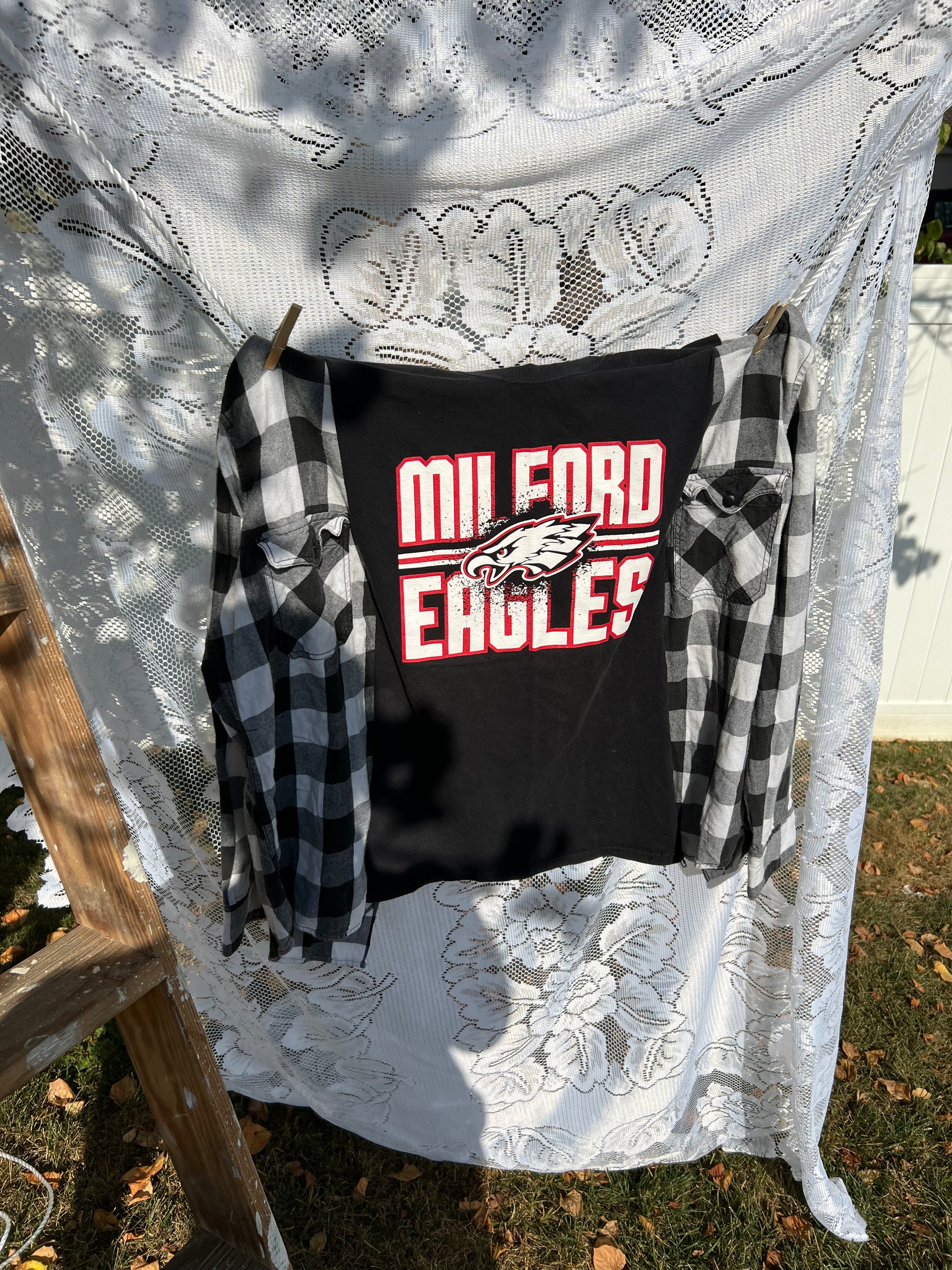 L/xl Milford eagles   flannel