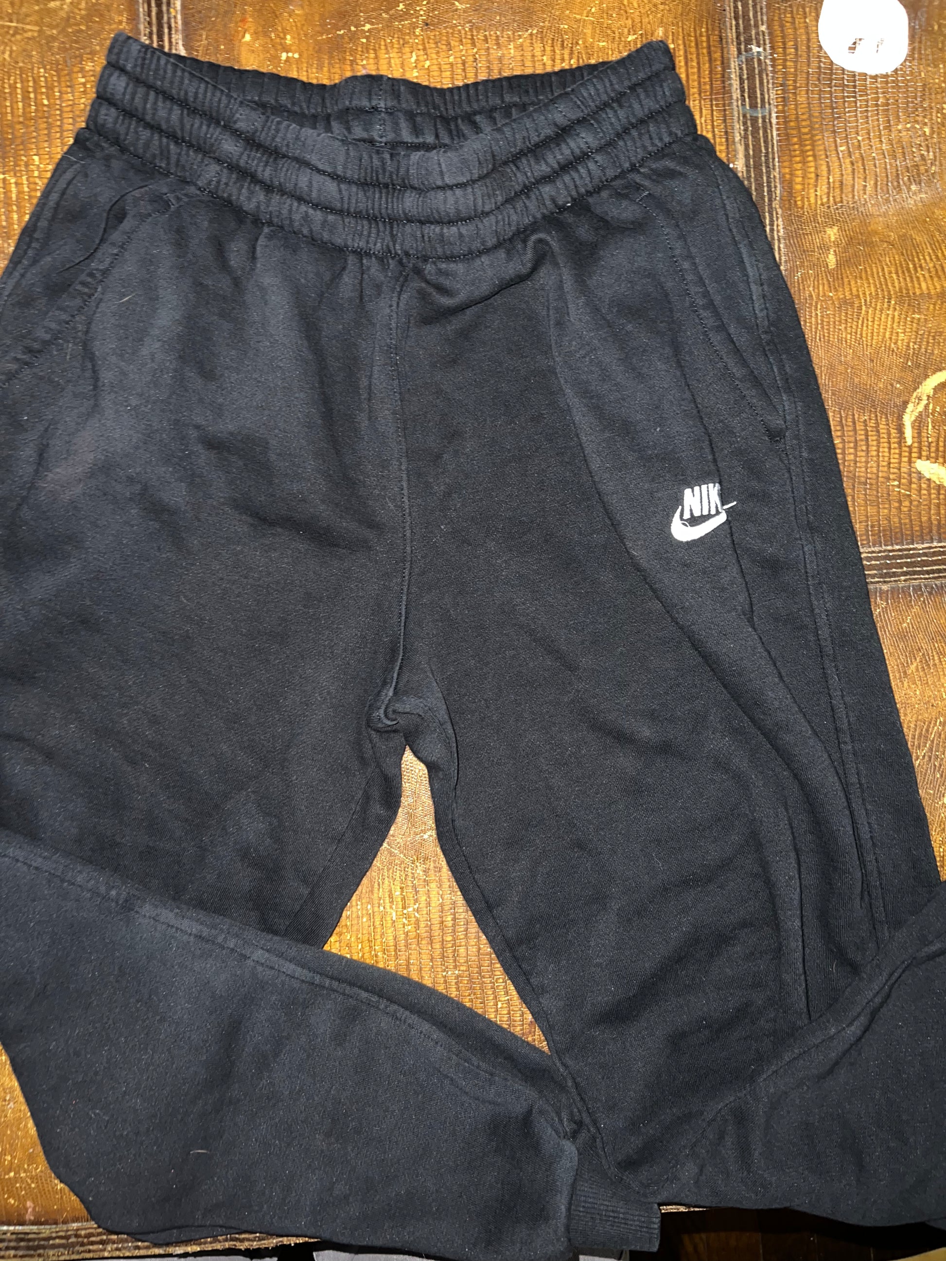 Youth large black Nike sweatpants