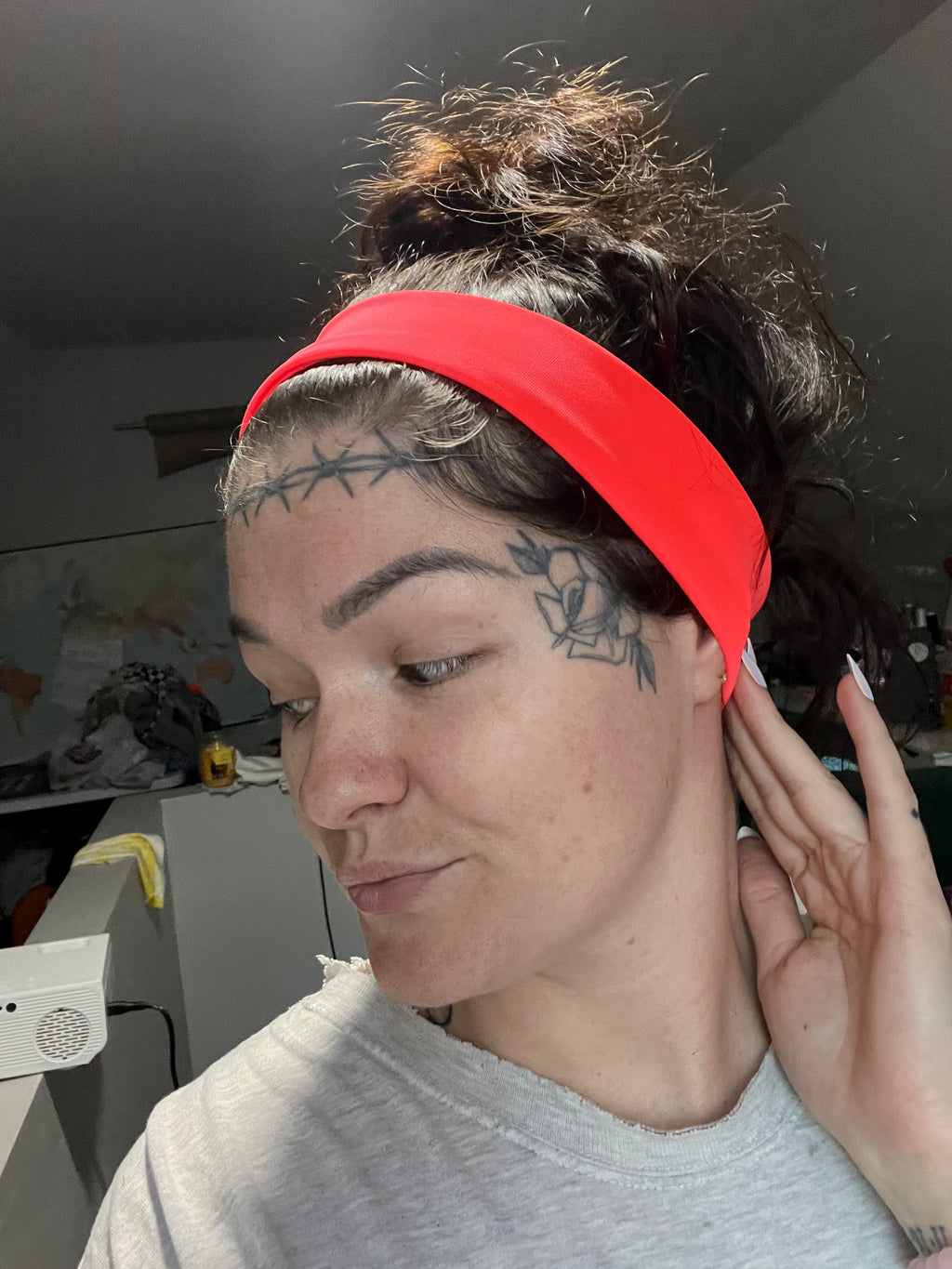 Neon pink stretchy headband