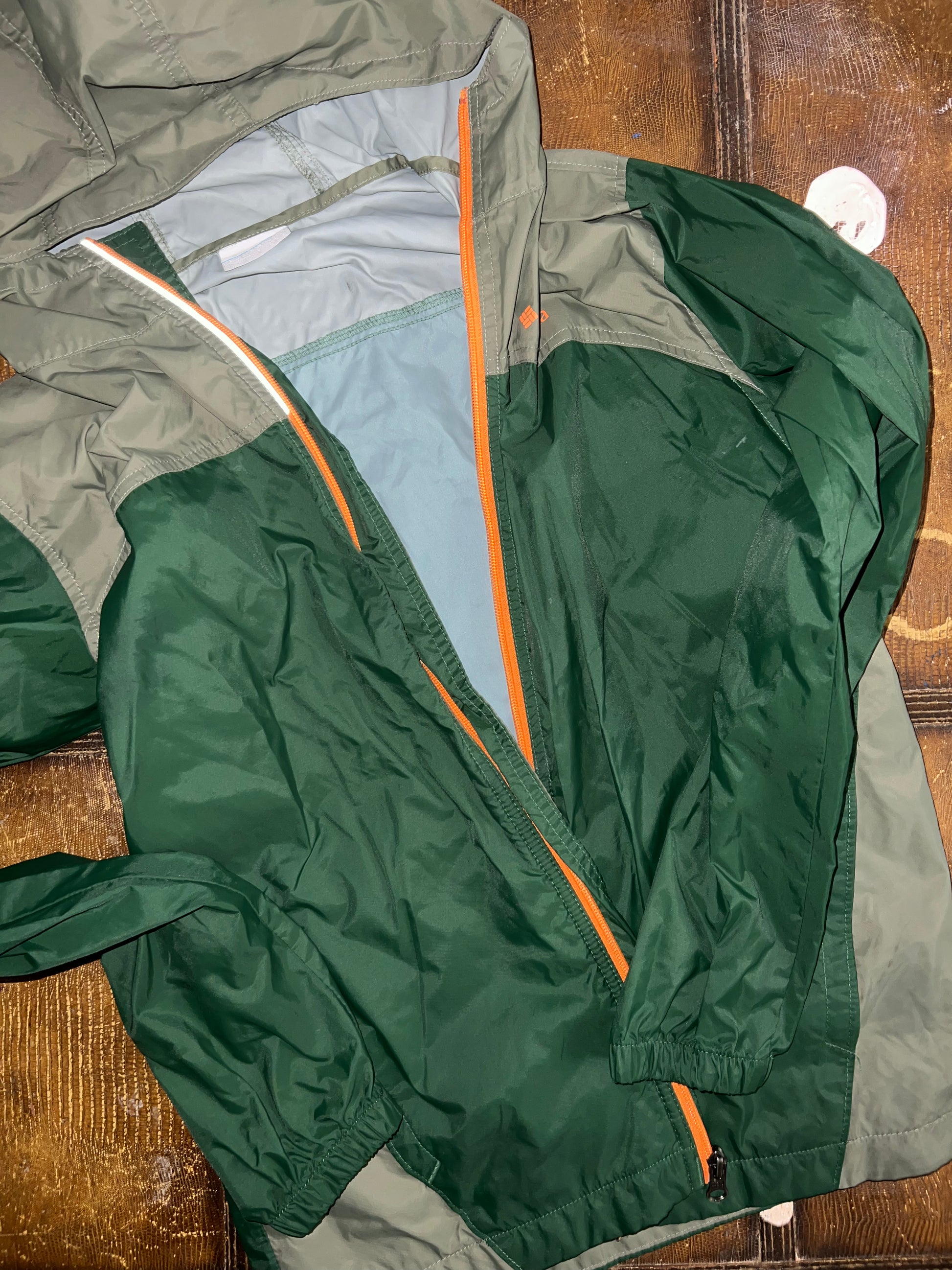 Youth large Columbia windbreaker